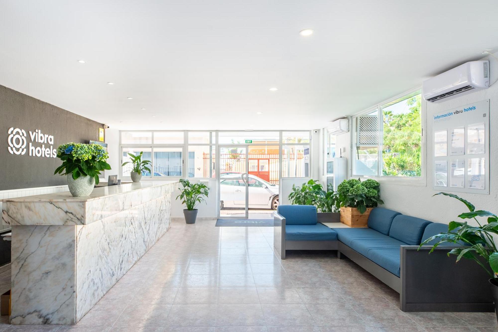 Hotel Apartamentos Vibra Central City - Adults Only Sant Antoni de Portmany Extérieur photo