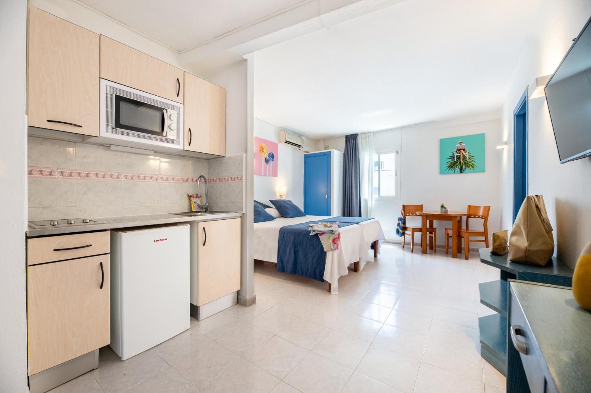 Hotel Apartamentos Vibra Central City - Adults Only Sant Antoni de Portmany Extérieur photo