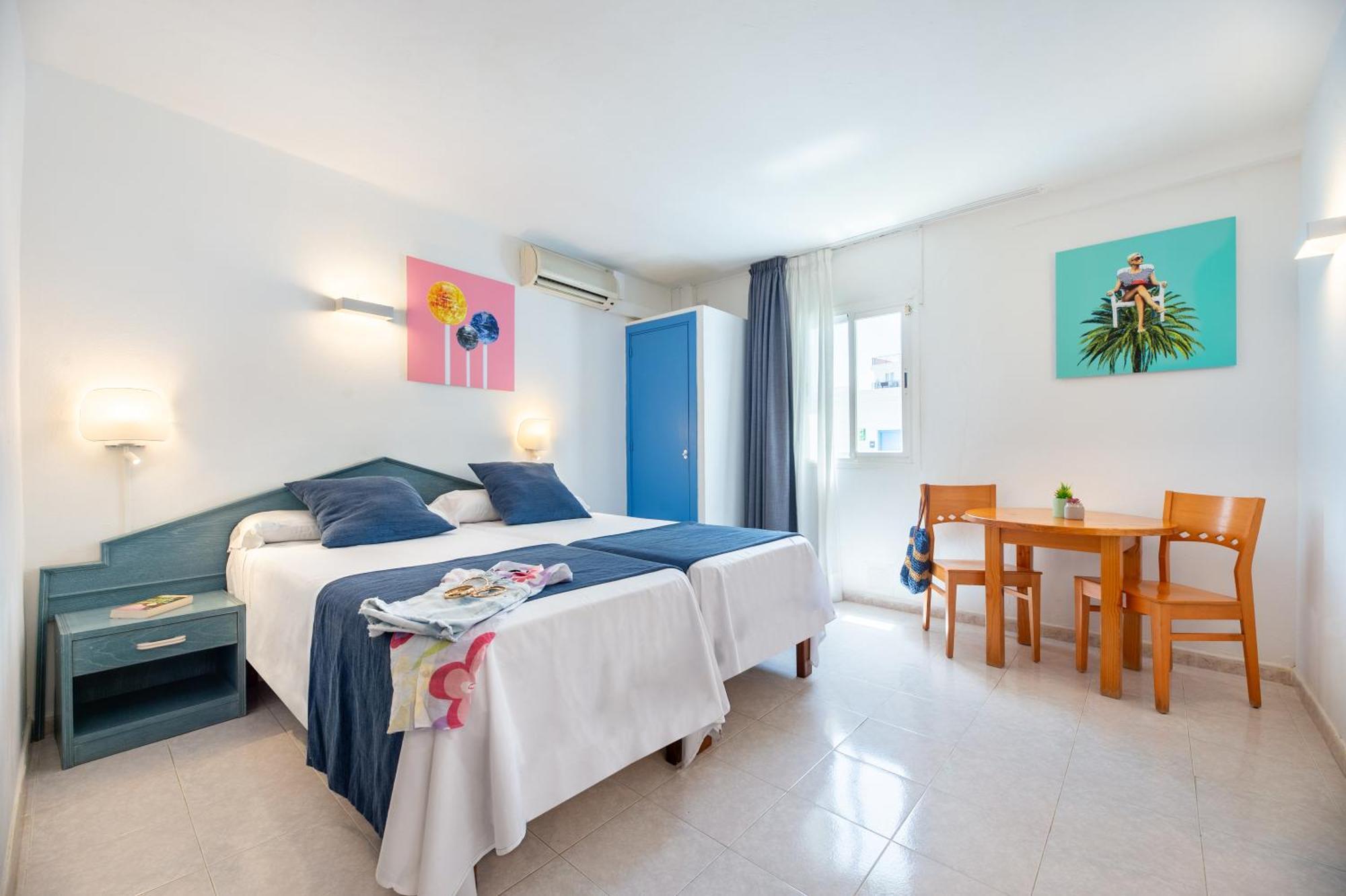 Hotel Apartamentos Vibra Central City - Adults Only Sant Antoni de Portmany Extérieur photo
