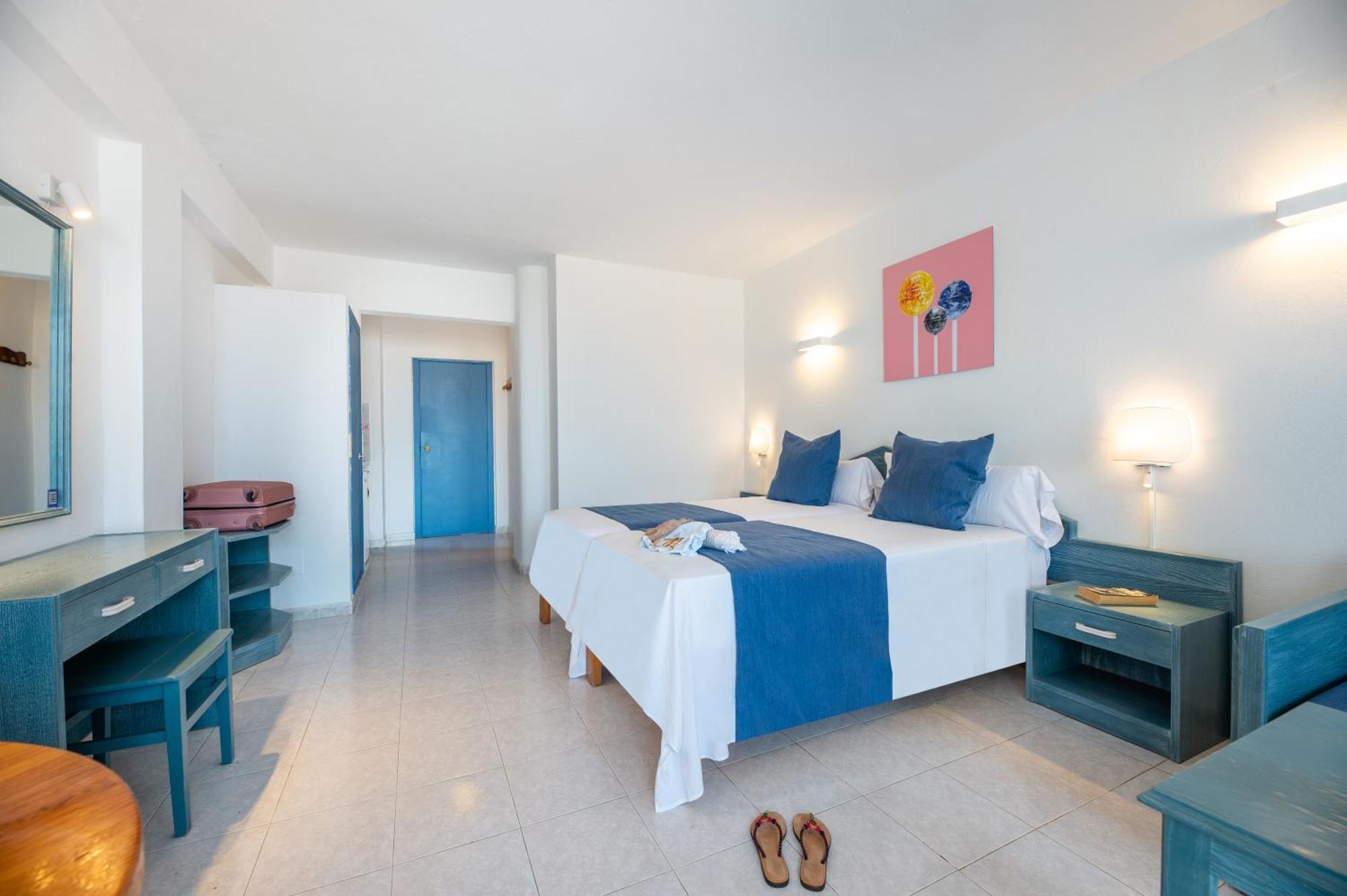 Hotel Apartamentos Vibra Central City - Adults Only Sant Antoni de Portmany Extérieur photo