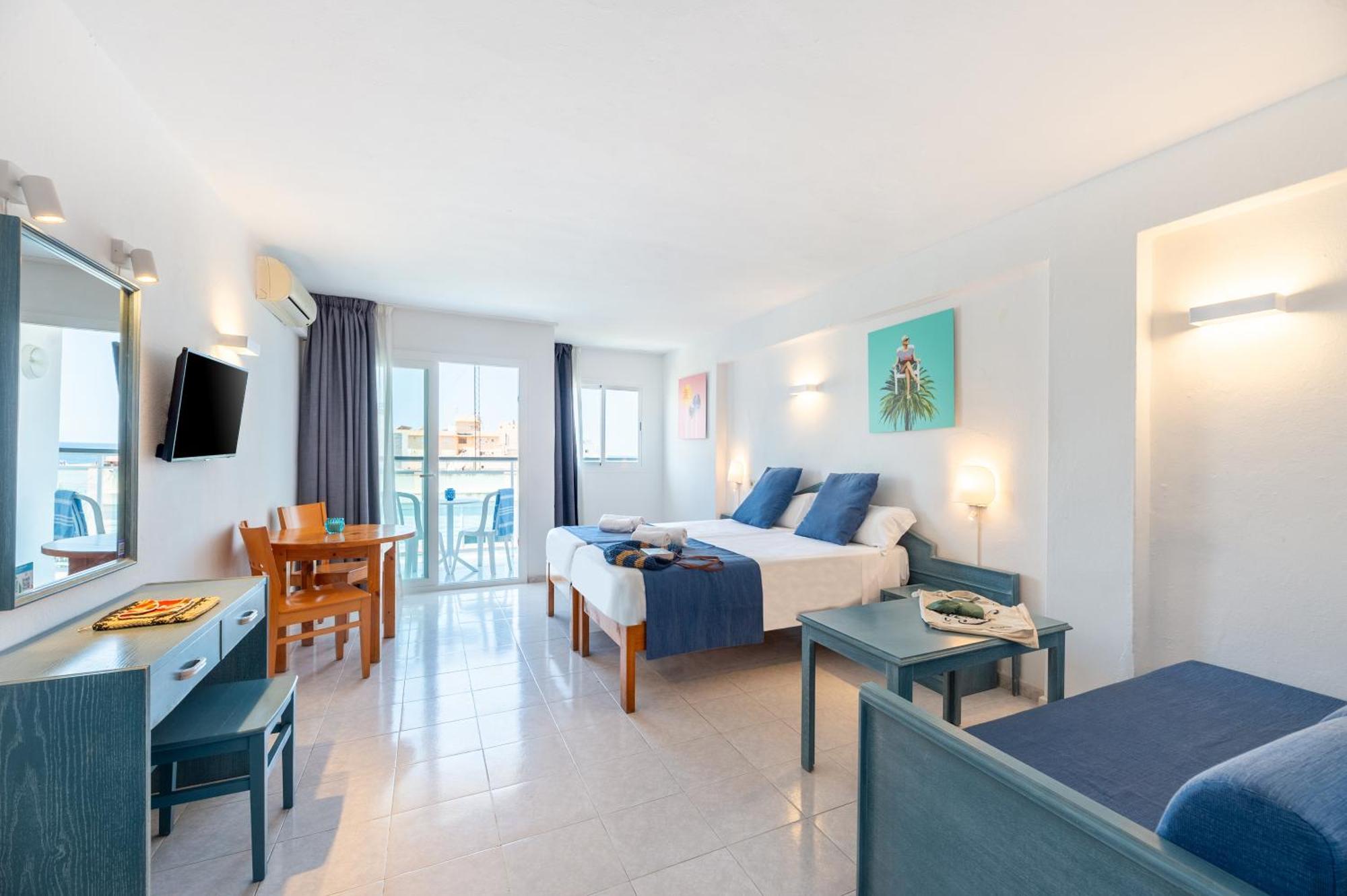 Hotel Apartamentos Vibra Central City - Adults Only Sant Antoni de Portmany Extérieur photo
