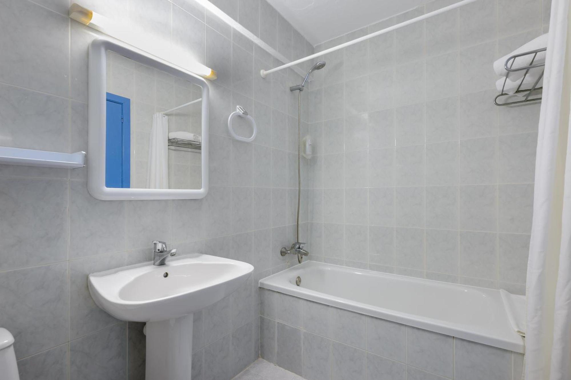 Hotel Apartamentos Vibra Central City - Adults Only Sant Antoni de Portmany Extérieur photo