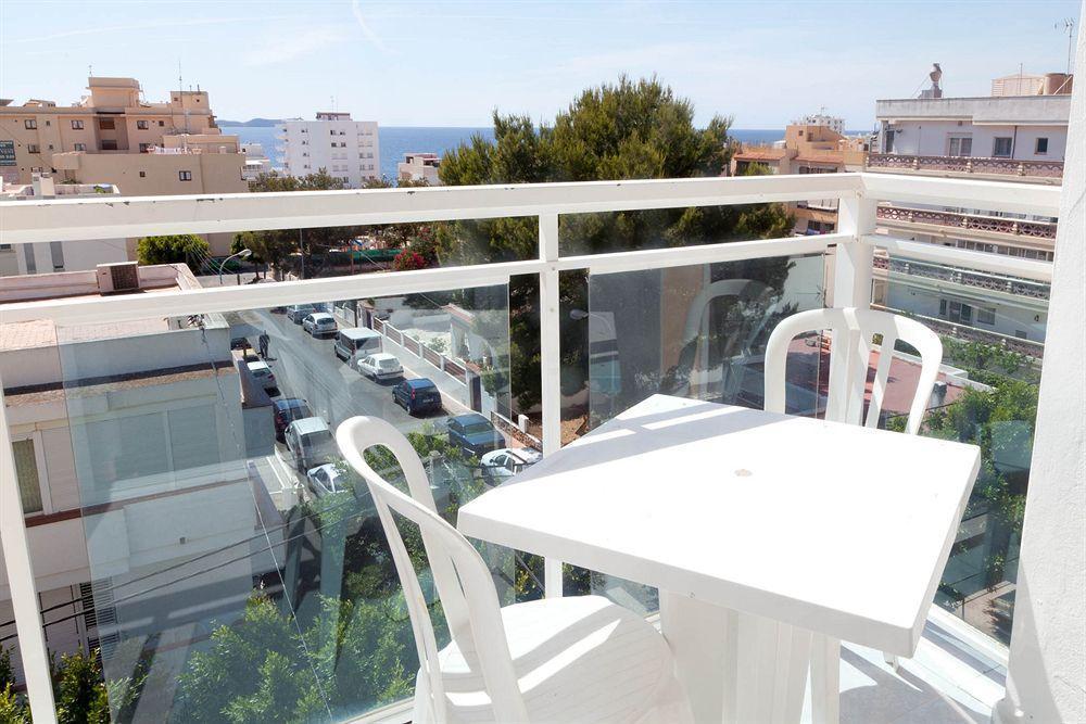 Hotel Apartamentos Vibra Central City - Adults Only Sant Antoni de Portmany Extérieur photo