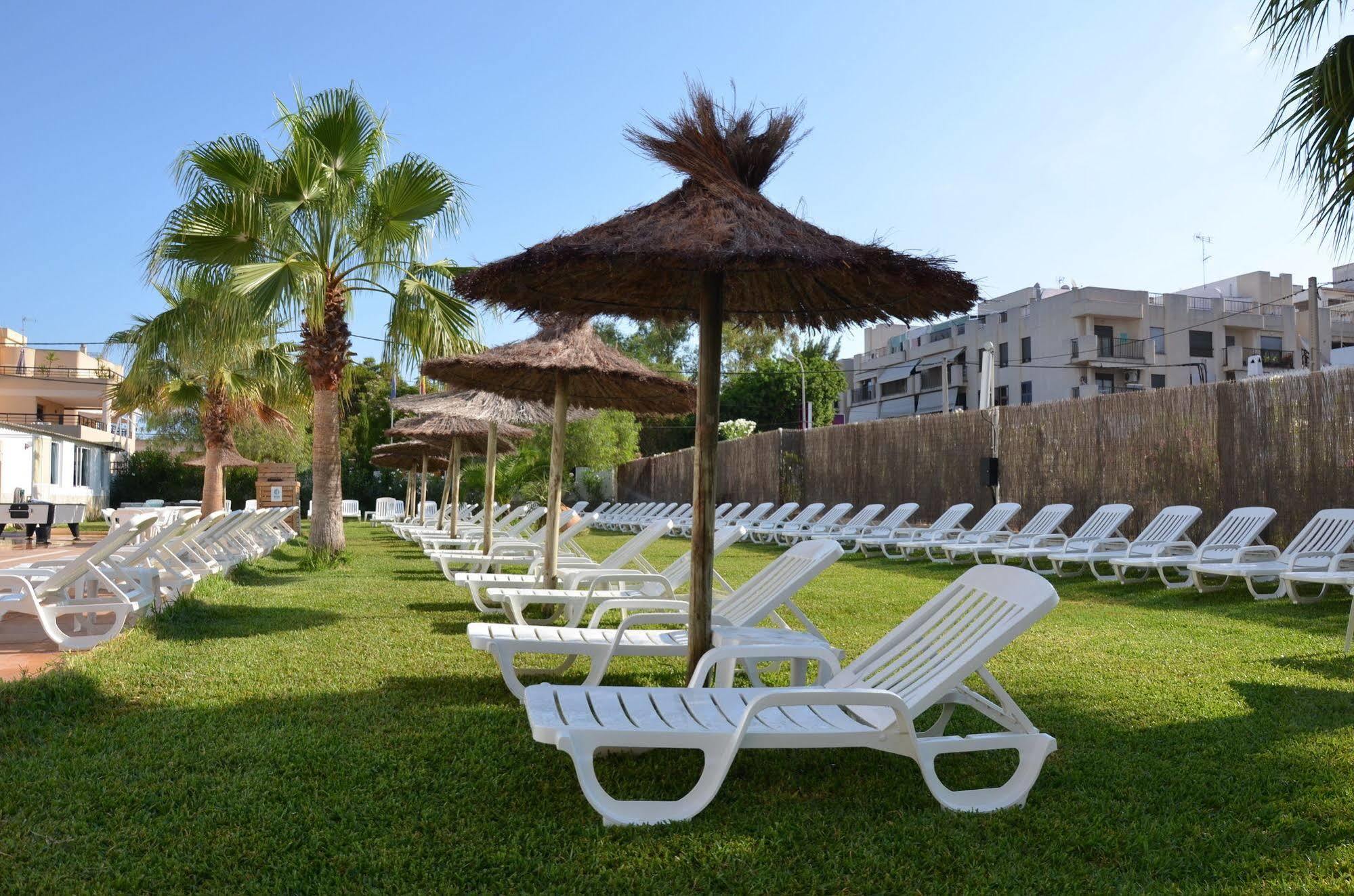 Hotel Apartamentos Vibra Central City - Adults Only Sant Antoni de Portmany Extérieur photo