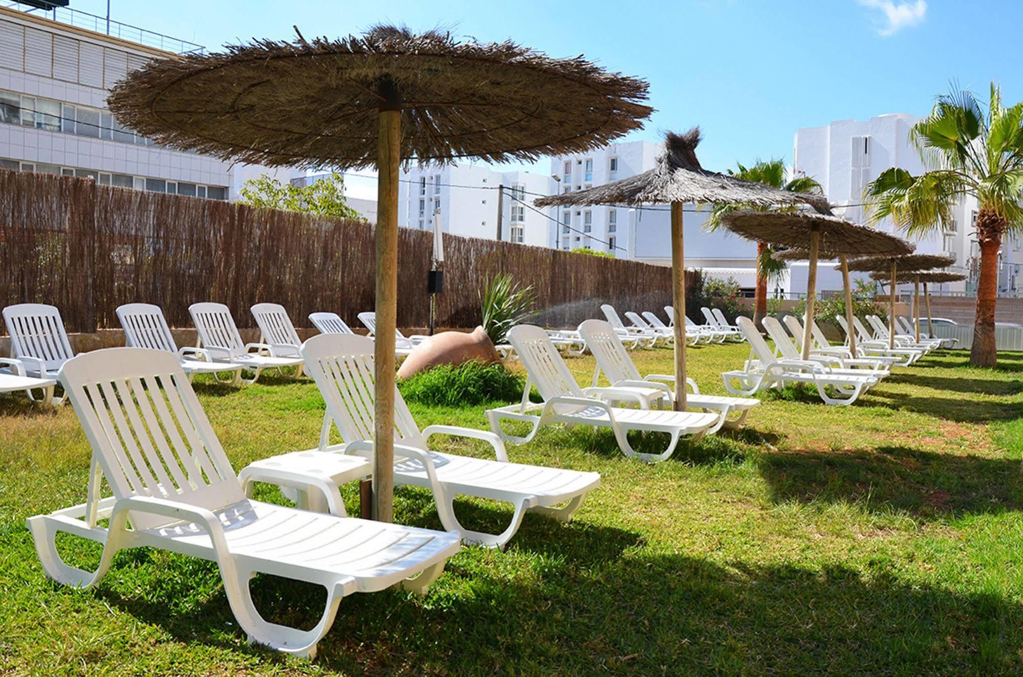 Hotel Apartamentos Vibra Central City - Adults Only Sant Antoni de Portmany Extérieur photo