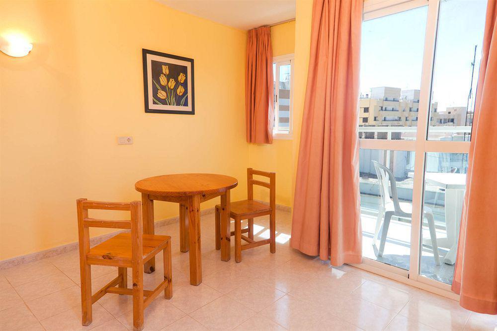 Hotel Apartamentos Vibra Central City - Adults Only Sant Antoni de Portmany Extérieur photo